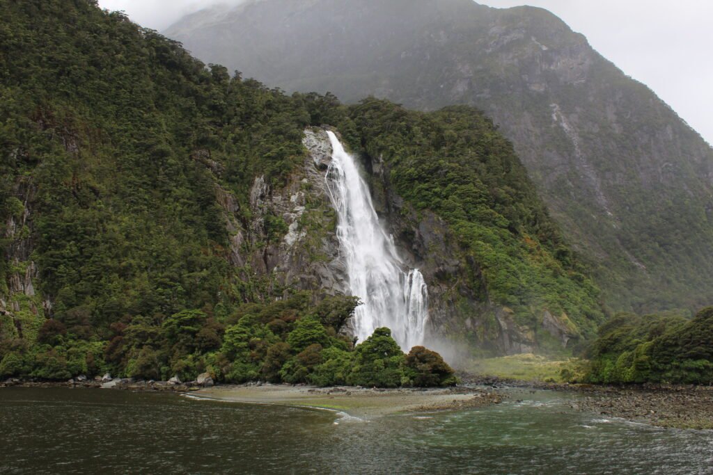Fiordi Milford Sound Nuova Zelanda