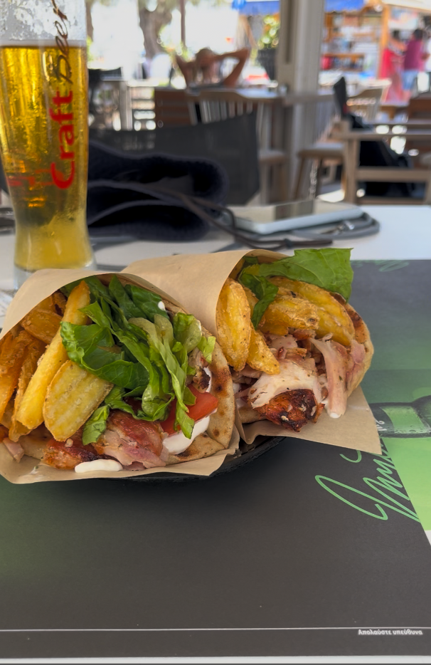 cibo, pita gyros santorini e milos